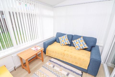 52 Beverley Drive, Blaydon-on-tyne, NE21 6HF