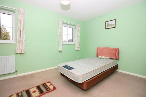 19 Eames Orchard, Ilminster, TA19 0BZ
