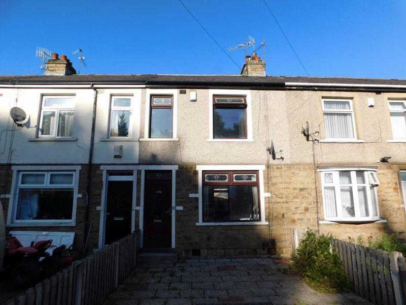 Carr Bottom Avenue, Bradford 3 bed terraced house £75,000