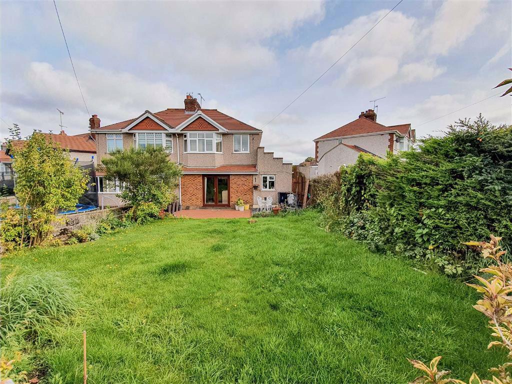 Mertyn Lane, Carmel, Flintshire, CH8 3 bed semidetached house £160,000