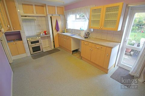16 Chippingfield, Harlow, CM17 0DH