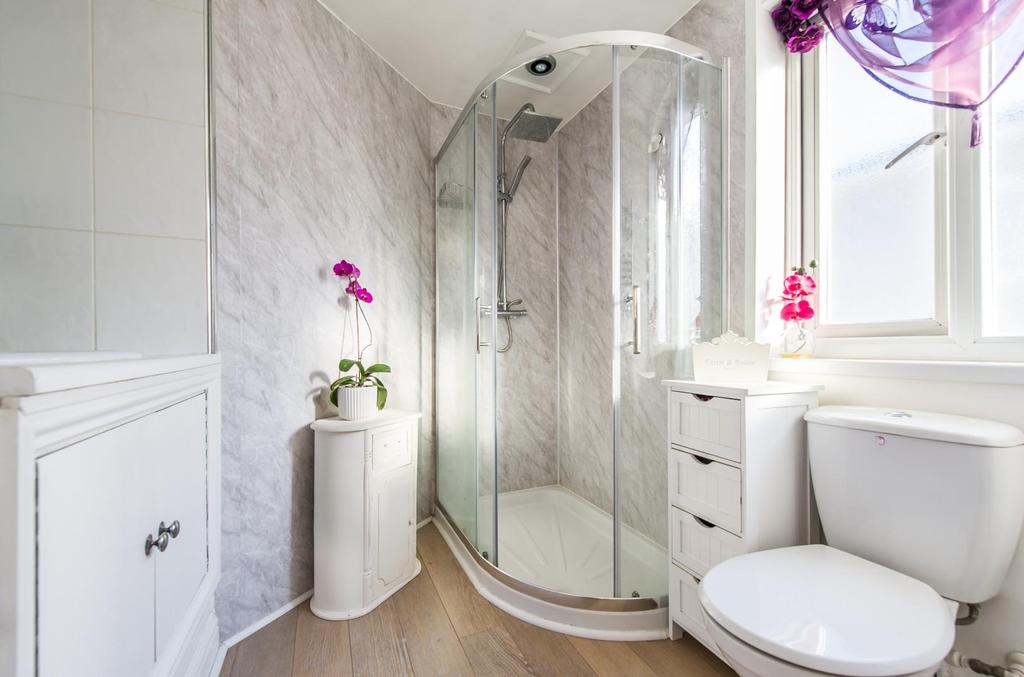 En-Suite One