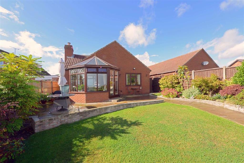 Pool Road, Hadnall, Shrewsbury, Shropshire 3 bed detached bungalow £