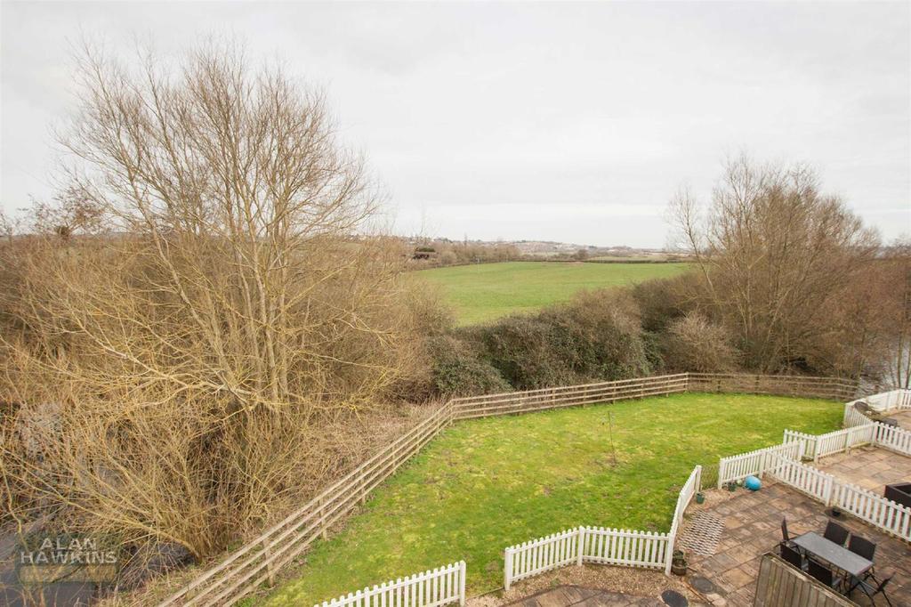 Lakes View, Wiltshire Leisure Village 4 bed semidetached house £274,995