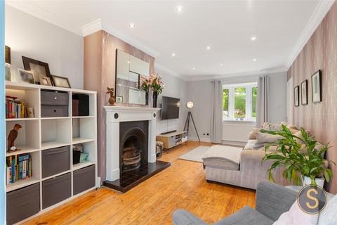 7 Beech Drive, Berkhamsted, HP4 2JW