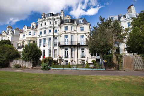 Flat 3, 39 Augusta Gardens, Folkestone, CT20 2RT