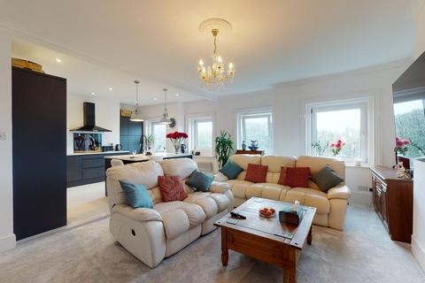 Flat 3, 39 Augusta Gardens, Folkestone, CT20 2RT