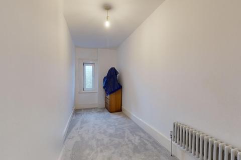 Flat 3, 39 Augusta Gardens, Folkestone, CT20 2RT