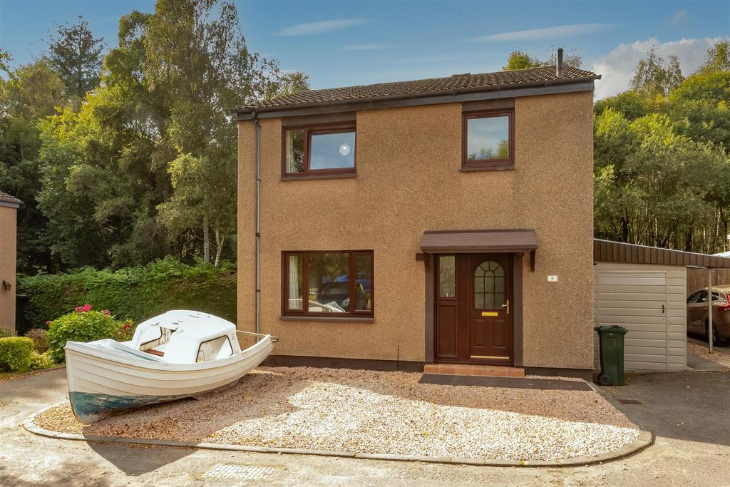 Marlee Place, Scone, Perth 4 bed detached house £215,000