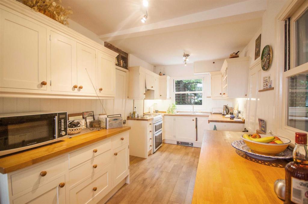 Kitchen.jpg