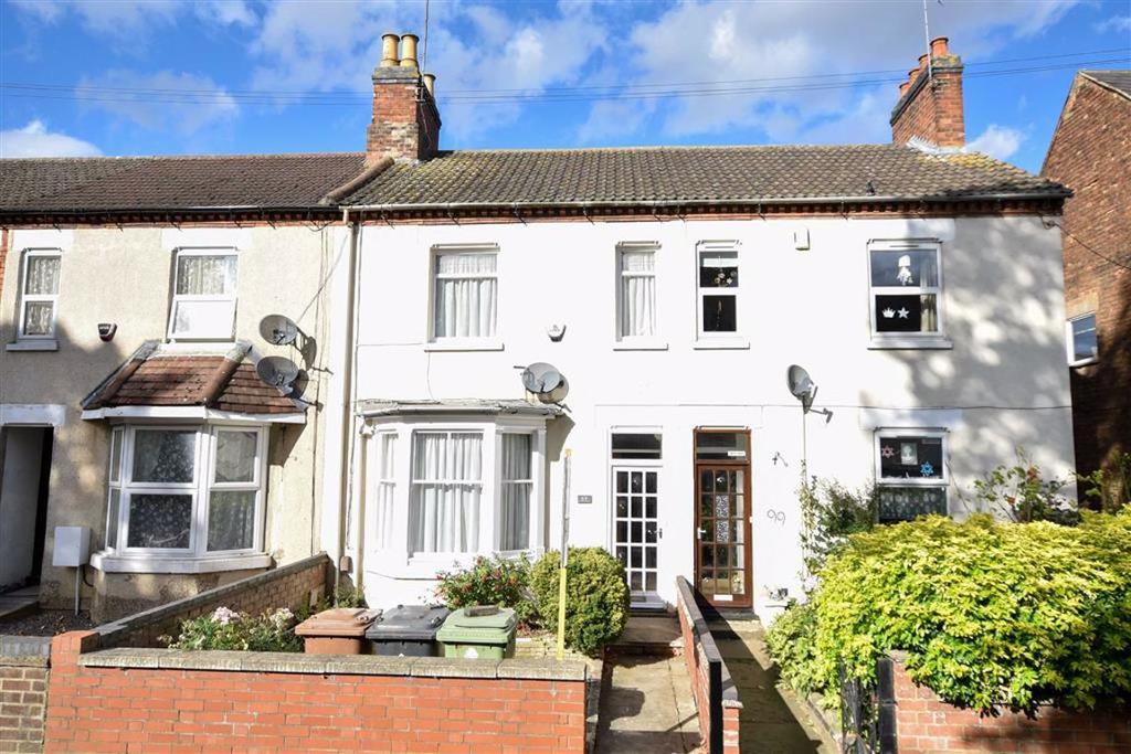 Midland Road, Wellingborough 3 bed terraced house £950 pcm (£219 pw)