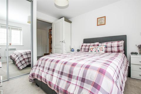 3 Henry Manning House Milan Walk, Brentwood, CM14 4JQ