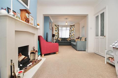 19 Pinecroft Road, Ipswich, IP1 6BW