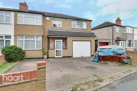 11 Grange Close, Hayes, UB3 2RU