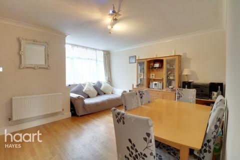 11 Grange Close, Hayes, UB3 2RU
