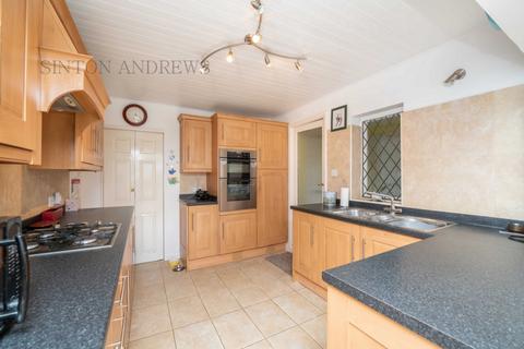 13 Brentham Way, London, W5 1BJ