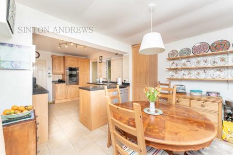 13 Brentham Way, London, W5 1BJ