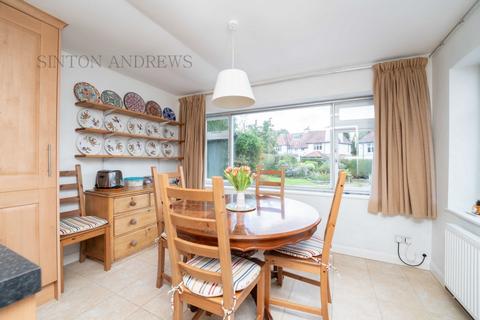 13 Brentham Way, London, W5 1BJ
