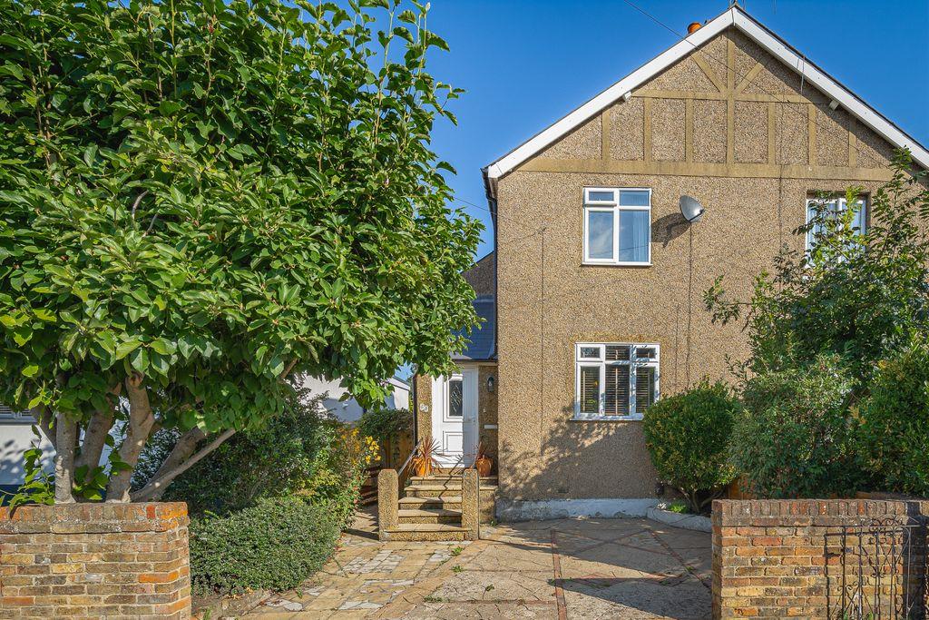 Blackamoor Lane, Maidenhead SL6 8RG 3 bed semidetached house £450,000