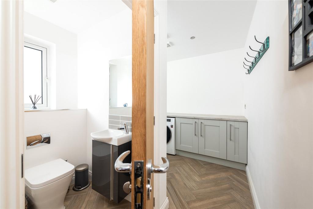 Utility/Cloakroom