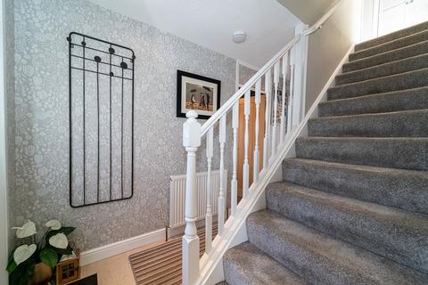 33 Clark Terrace, Crieff, PH7 3QE