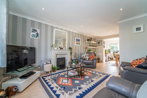 33 Clark Terrace, Crieff, PH7 3QE