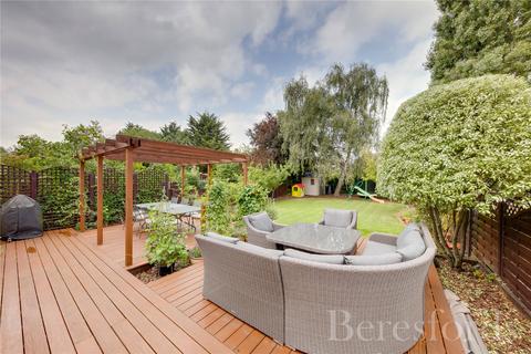 8 The Drive, Harold Wood, Romford, RM3 0DU