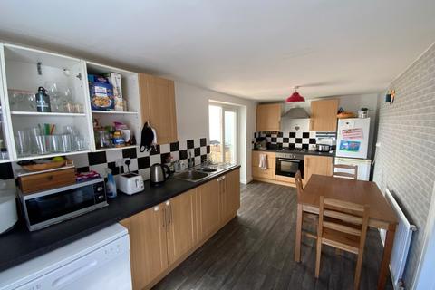 13 Anglesey Close, Ashton-under-lyne, OL7 9NJ