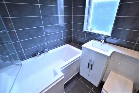 43 Braidwood Road, Kilwinning, KA13 7BL