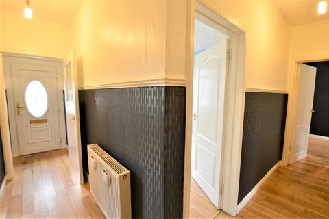 43 Braidwood Road, Kilwinning, KA13 7BL