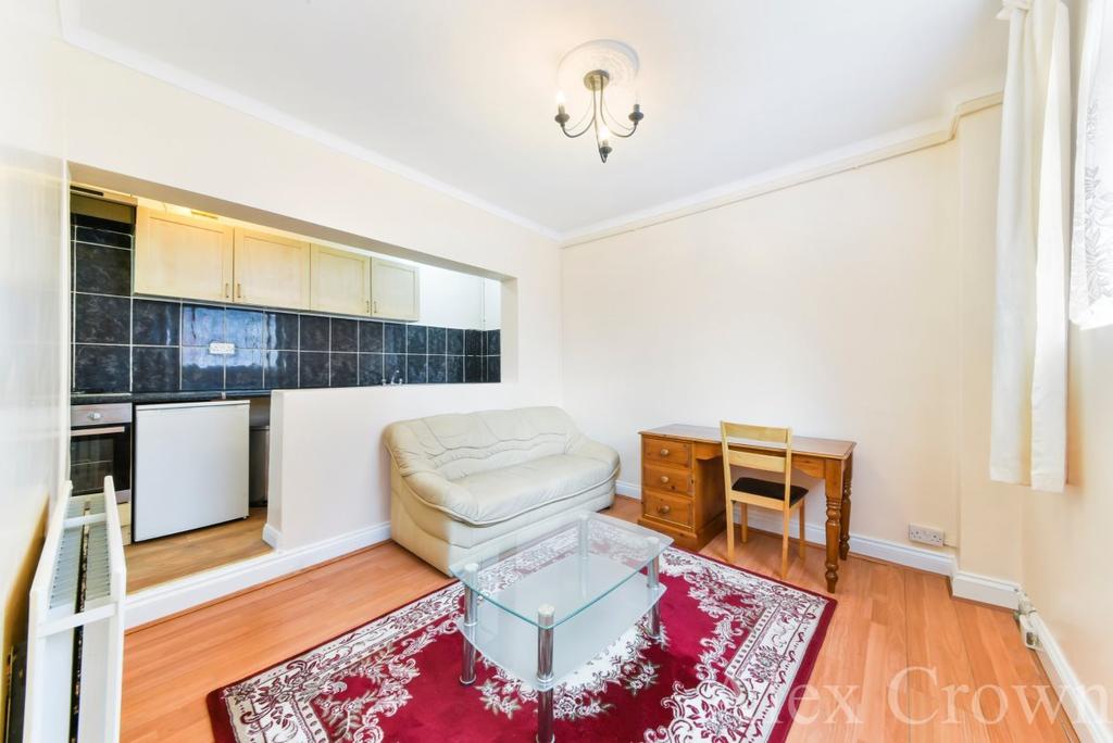 High Road, Tottenham 1 bed flat £925 pcm (£213 pw)