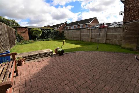 39 Beechcroft Avenue, Linford, Stanford-le-hope, SS17 0RE