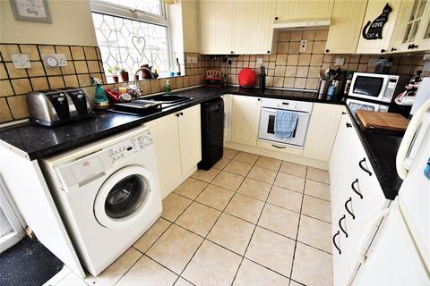 39 Beechcroft Avenue, Linford, Stanford-le-hope, SS17 0RE