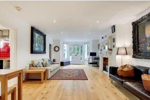 Basement Flat, 29 Belsize Crescent, London, NW3 5QY