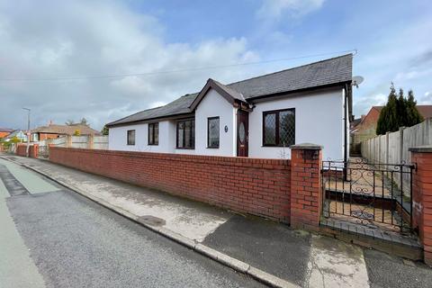 2 bedroom detached bungalow for sale - School Lane, Longton, Preston, PR4