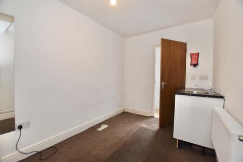 5 Fifield Path, London, SE23 2AY