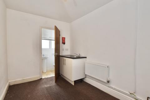 5 Fifield Path, London, SE23 2AY