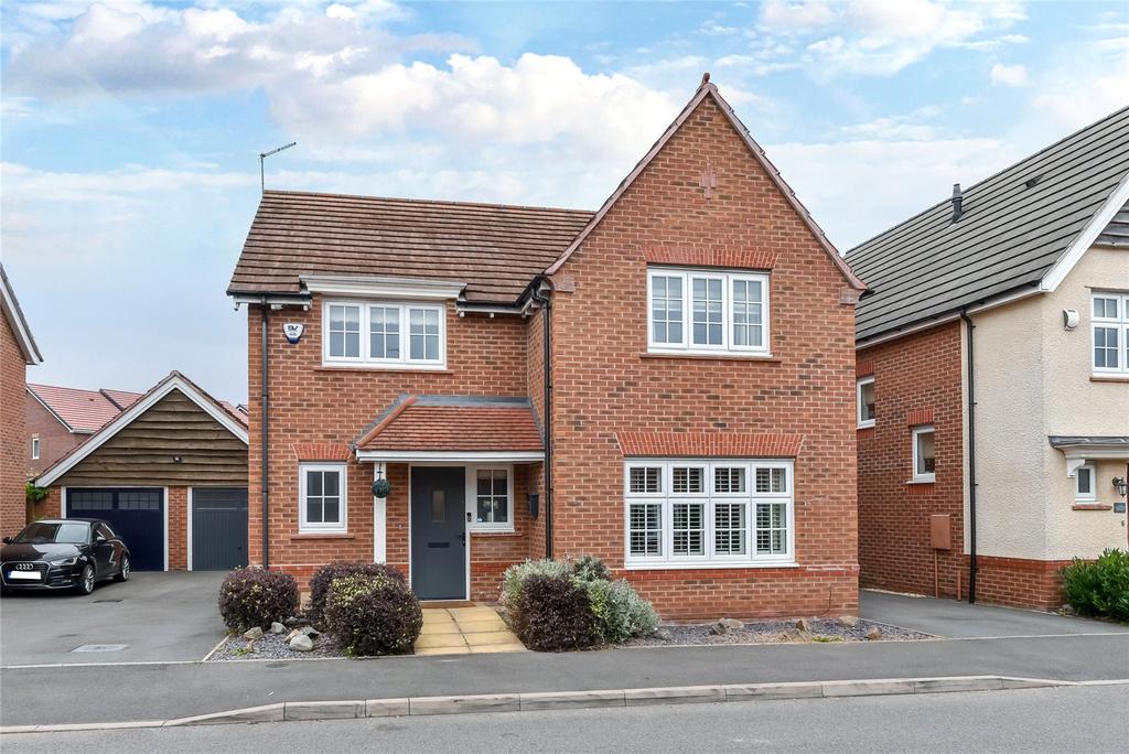 Reed Drive, Stafford, ST16 4 bed detached house £325,000