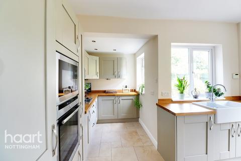 35 Hickling Road, Nottingham, NG3 6GW