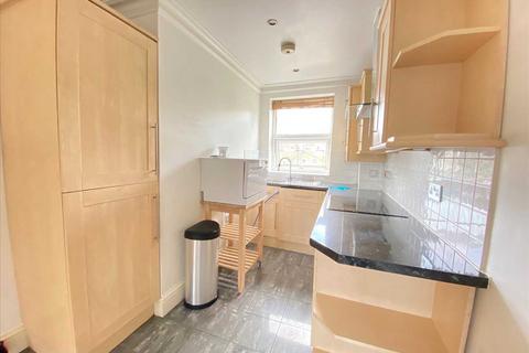 1 bedroom apartment to rent, Hartington Road, West Ealing