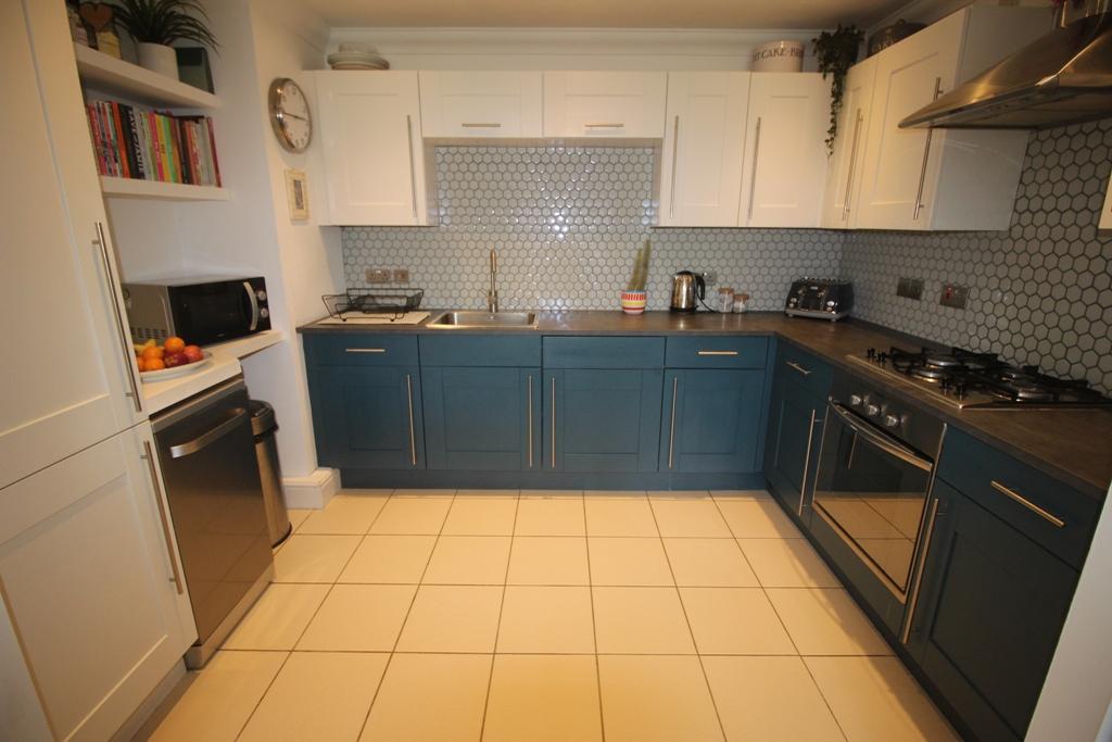 Fitted Kitchen