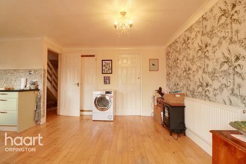 10 Berrylands, Orpington, BR6 9TF
