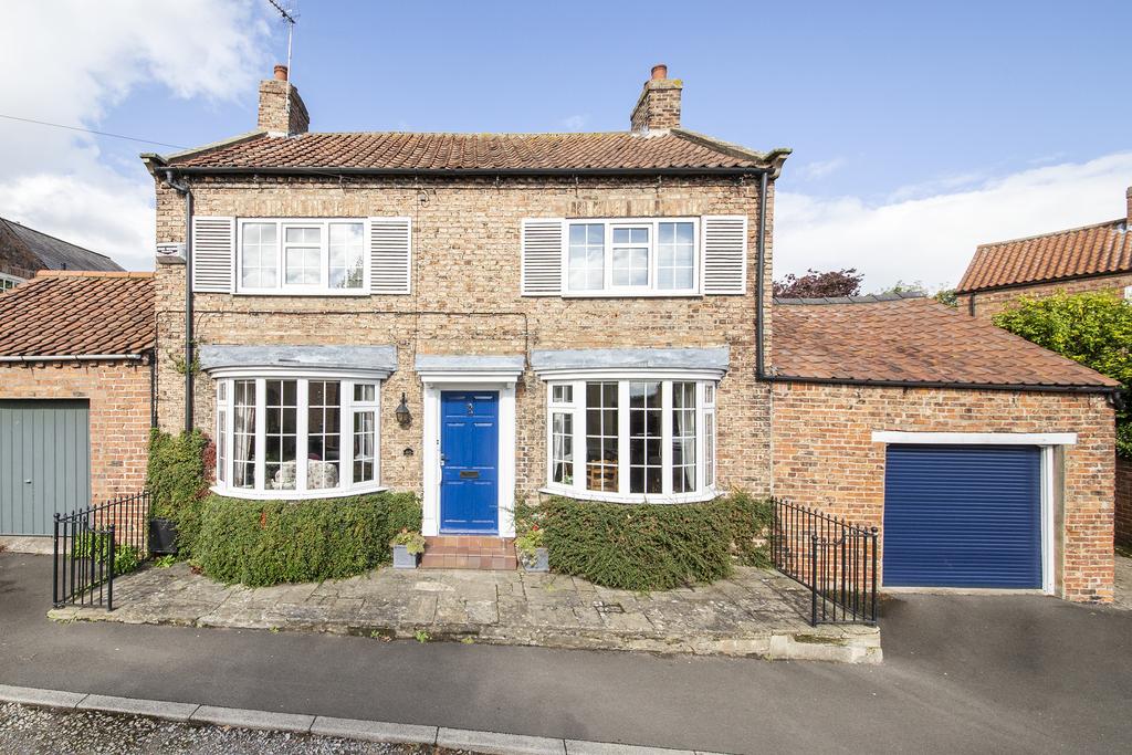 Uppleby, Easingwold, York 3 bed link detached house £475,000