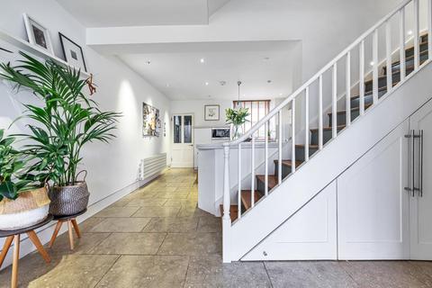 15 Canynge Square, Bristol, BS8 3LA