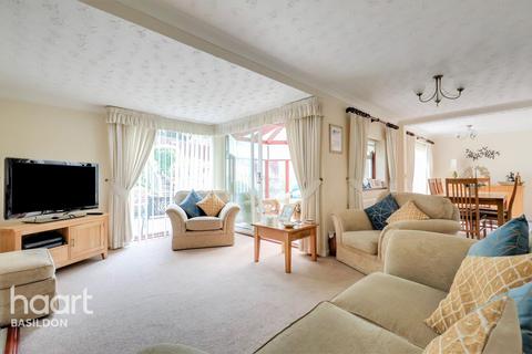 23 Botelers, Basildon, SS16 5SD