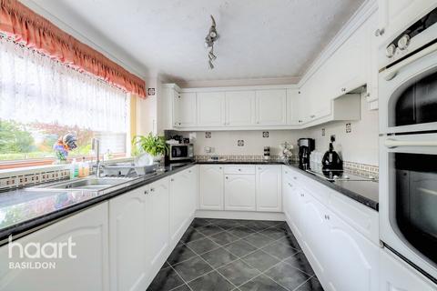23 Botelers, Basildon, SS16 5SD