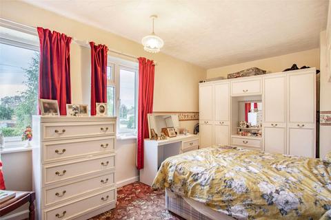 12 Acremead, Warmington, Peterborough, PE8 6TP