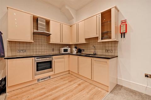 1 bedroom apartment to rent, Thames Street, Windsor, Berkshire, SL4