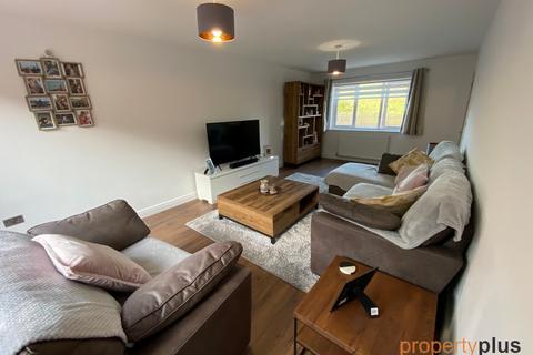 37 Pleasant Heights, Porth, CF39 0LZ