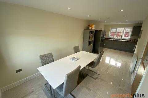 37 Pleasant Heights, Porth, CF39 0LZ